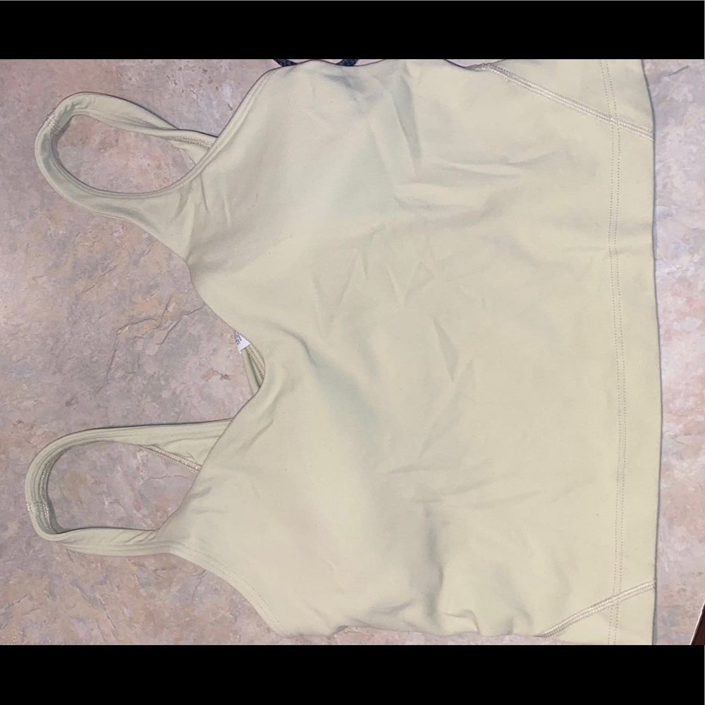 Size 4 lululemon tank!